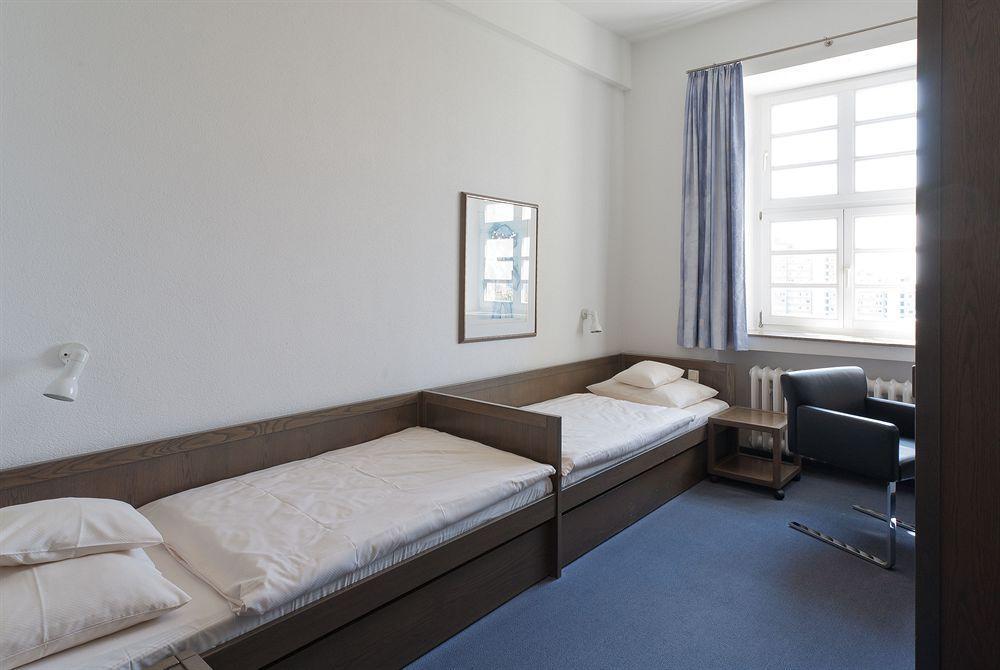 Kardinal Schulte Haus Hotel Bergisch Gladbach Ngoại thất bức ảnh