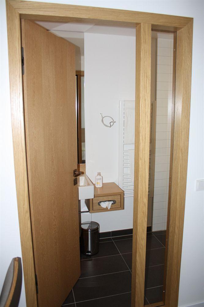 Kardinal Schulte Haus Hotel Bergisch Gladbach Ngoại thất bức ảnh